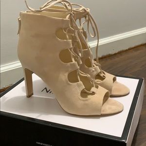 Nine West lace up front opened toe heels